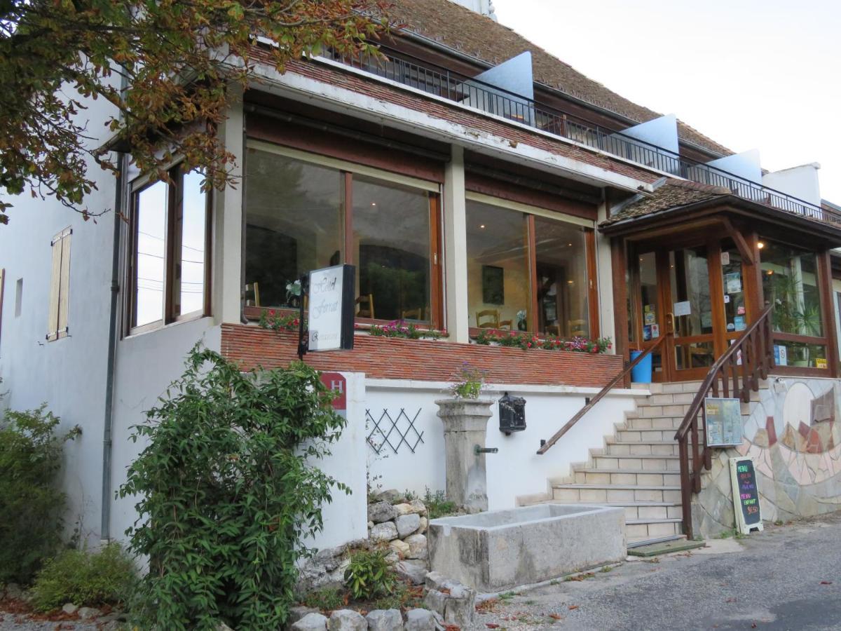 Hotel Restaurant Le Traineau Clelles Buitenkant foto
