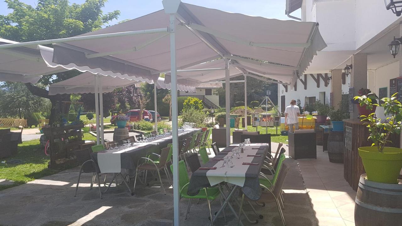 Hotel Restaurant Le Traineau Clelles Buitenkant foto